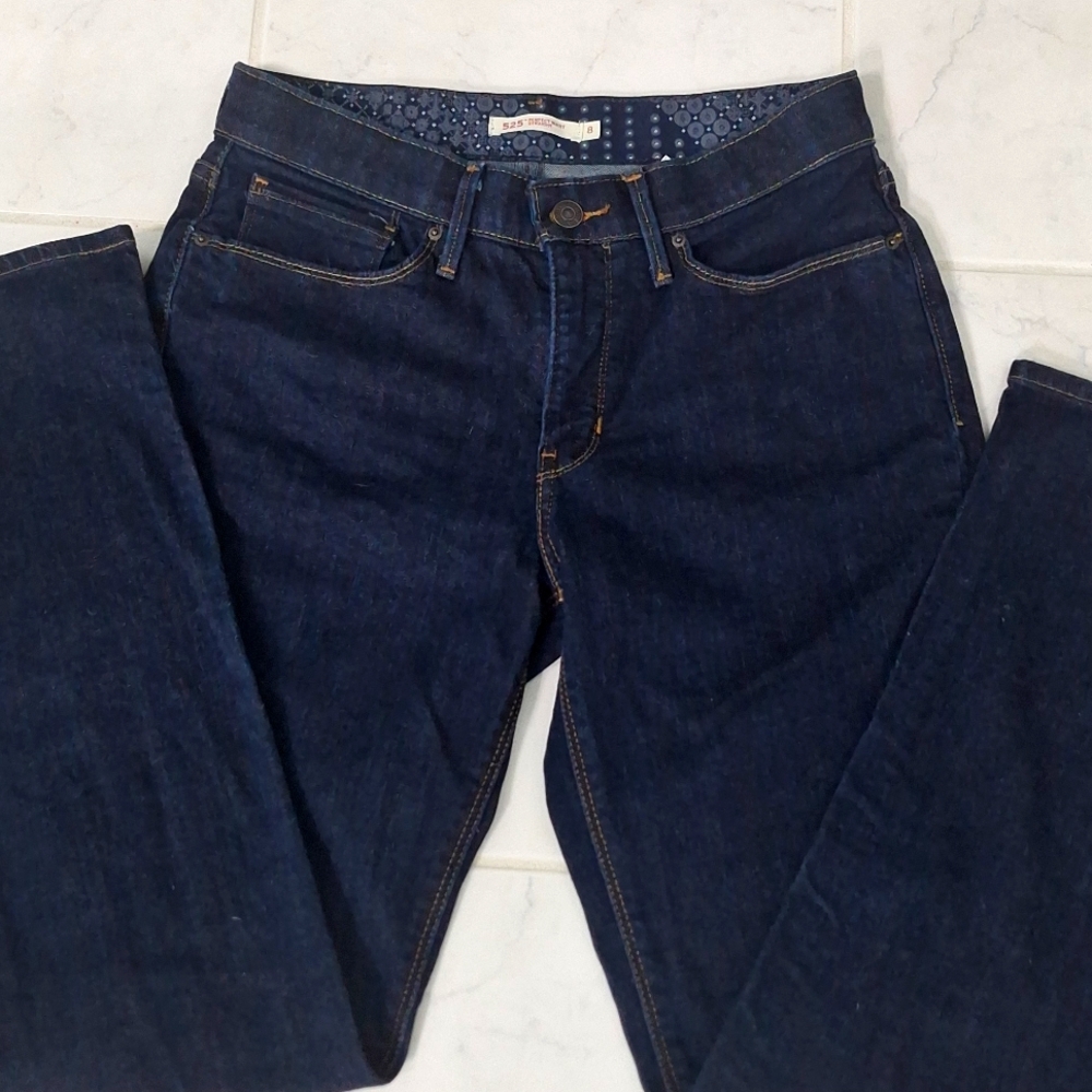 Levi's Perfect Waist 525 size 8S